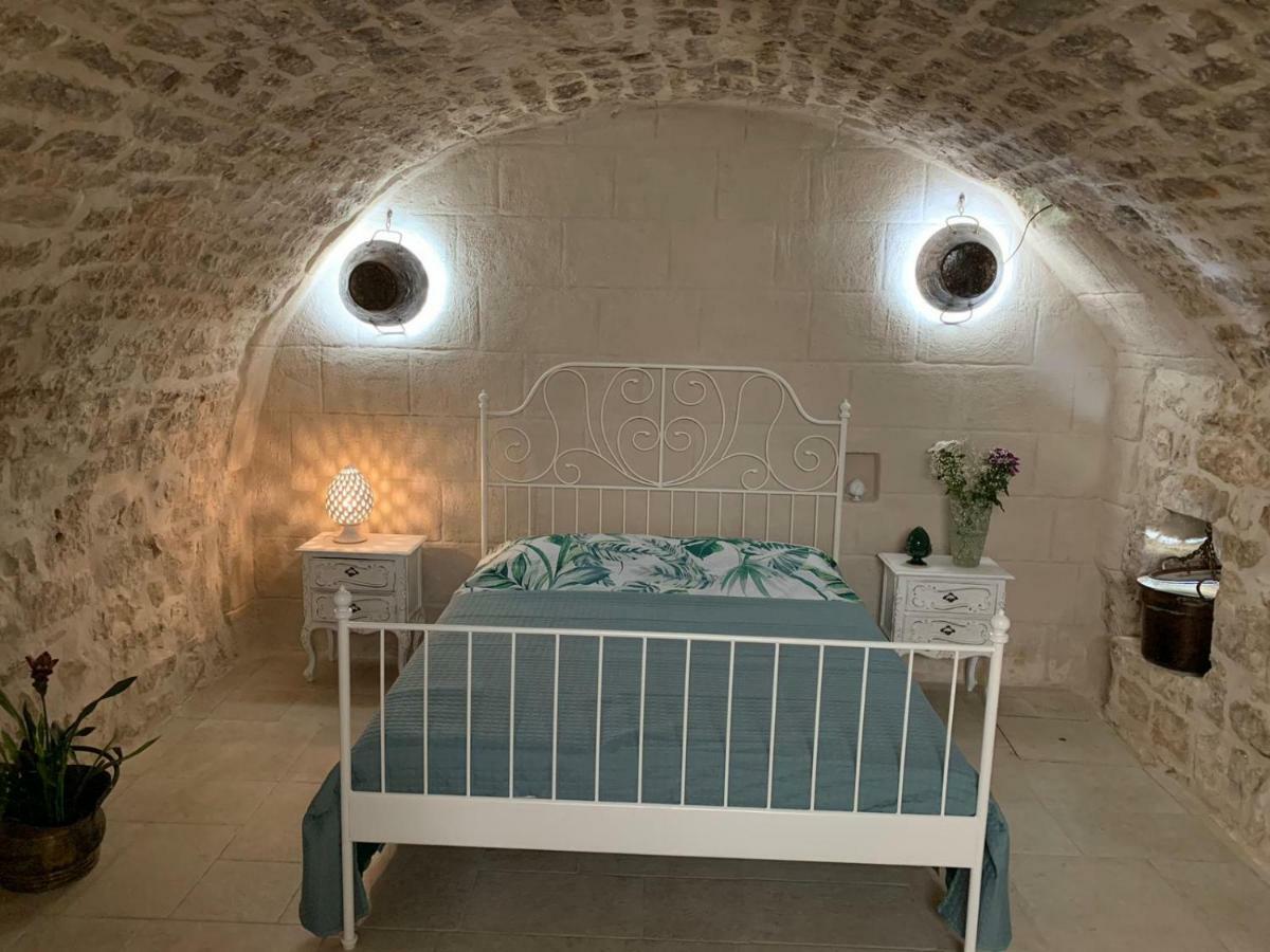 Fiori Catene Tra Le Torri Конверсано Экстерьер фото