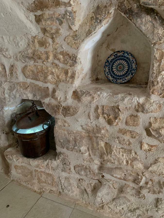 Fiori Catene Tra Le Torri Конверсано Экстерьер фото