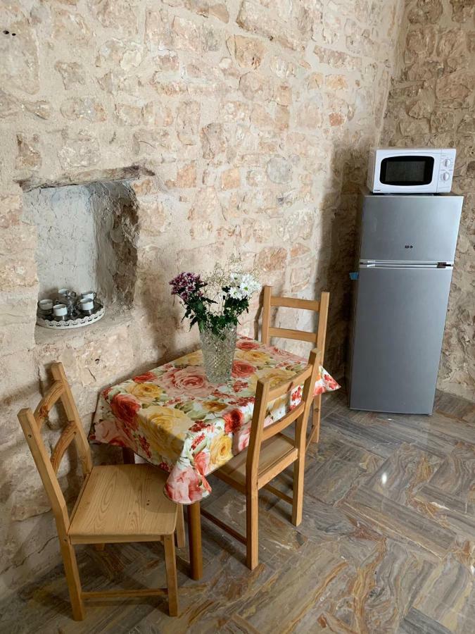 Fiori Catene Tra Le Torri Конверсано Экстерьер фото